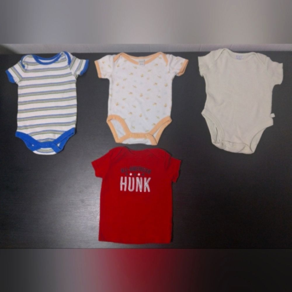 3-6 months clothing bundle of 4 bodysuits and t shirt 100% Cotton